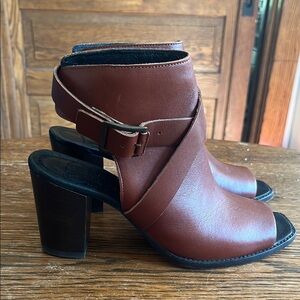 Wolverine Women's Brown Leather Piper Open Toe Ankle Boots size 8